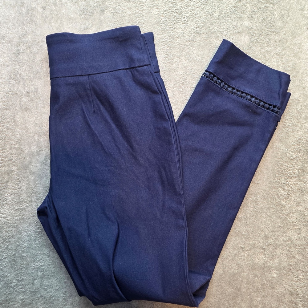 Crown & Ivy Ankle Pants Womens Petites 2P Blue Harbor Navy Lace Crochet Trim